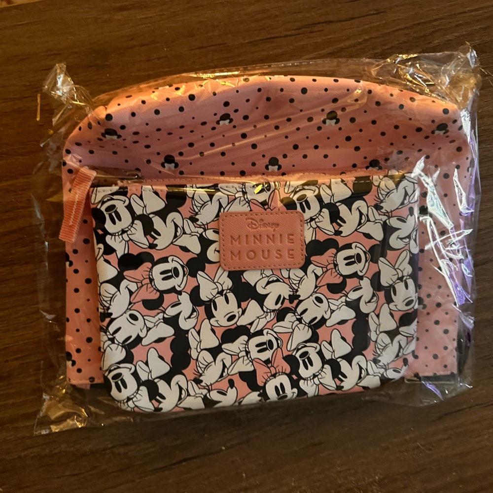 Disney Minnie Mouse Black and Pink Kids Accessory Bag